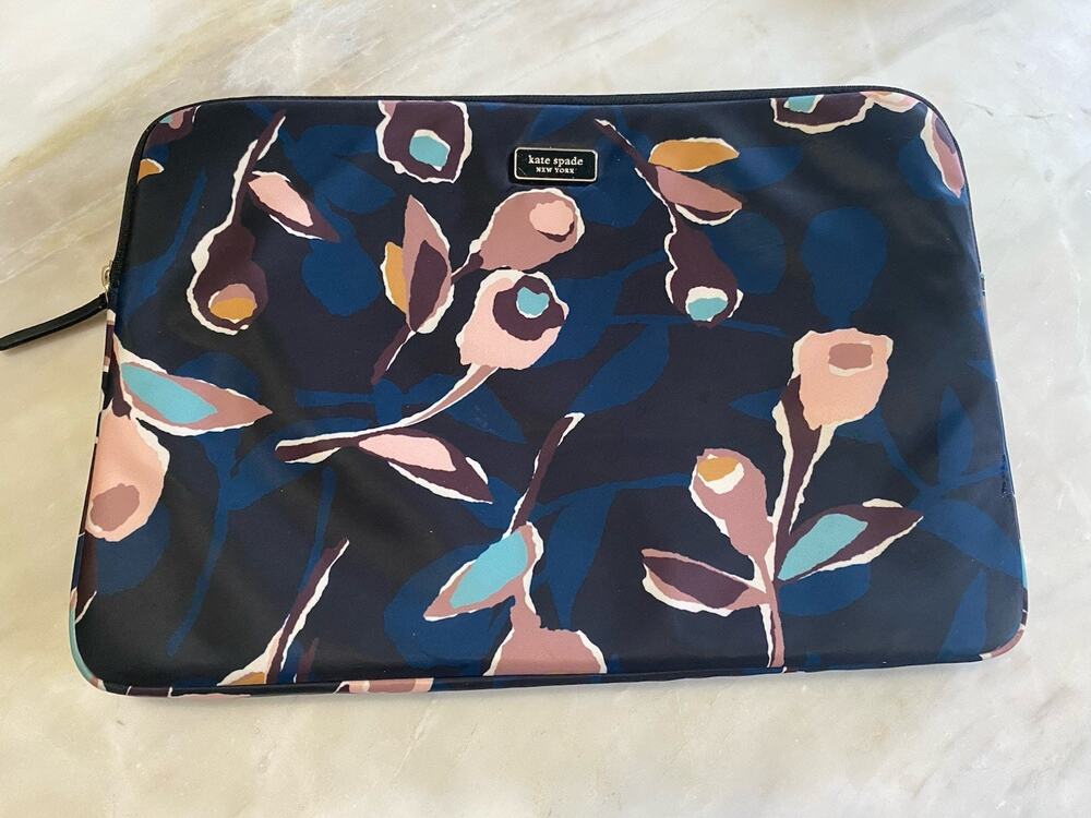 Kate Spade Blake Avenue Dawn Rose Universal Laptop Sleeve 15"